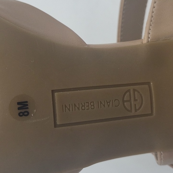 1232- Giani Bernini Women's Sandals Size 8 - Picture 7 of 9